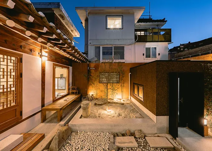 Anon, A Private Hanok By Unwadang