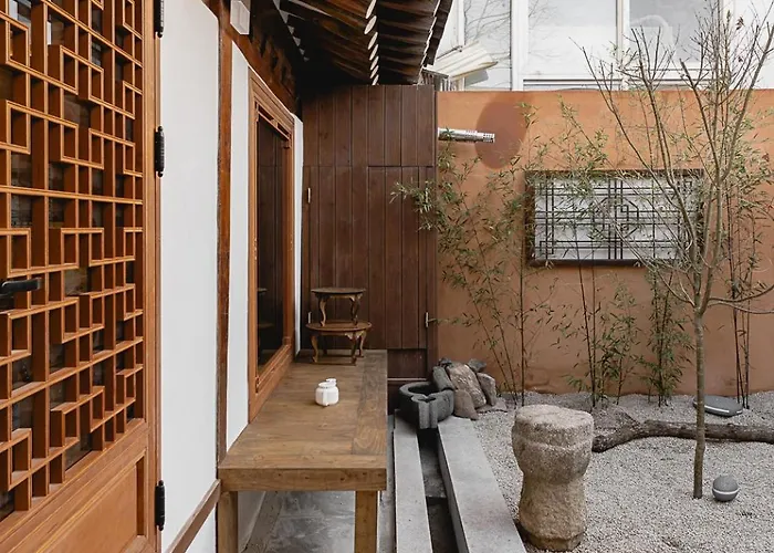 Anon, A Private Hanok By Unwadang Villa Séoul