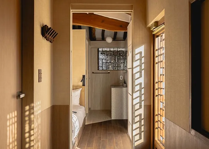 Anon, A Private Hanok By Unwadang