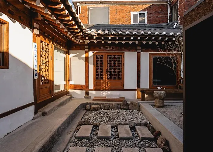 Anon, A Private Hanok By Unwadang *