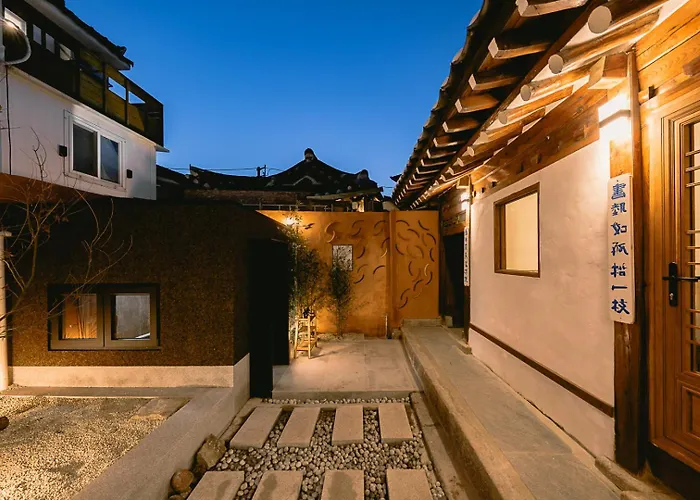 Anon, A Private Hanok By Unwadang *